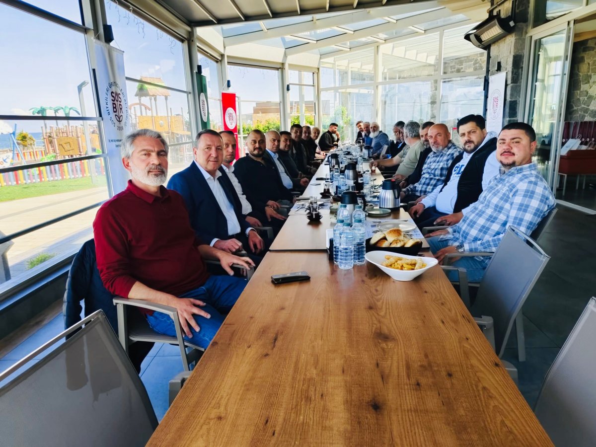 Rosen Tarım olarak, Süs Bitkileri Üreticileri Alt Birliği üyeleriyle birlikte Rize Belediyesi Sosyal Tesisleri’nde bir araya geldik.